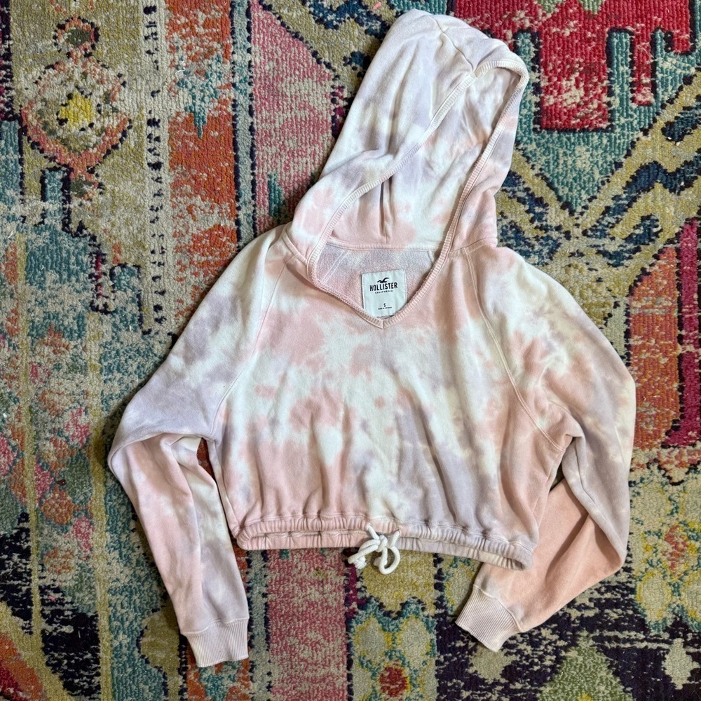 Hollister Pink Tie-Dye Cropped Hoodie size S